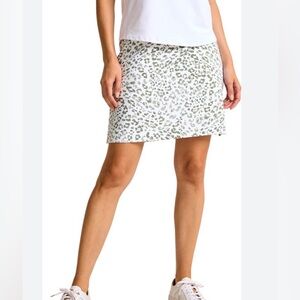 Tommy Bahama Aubrey Leopard Leisure IslandZone® Skort NWT SZ M